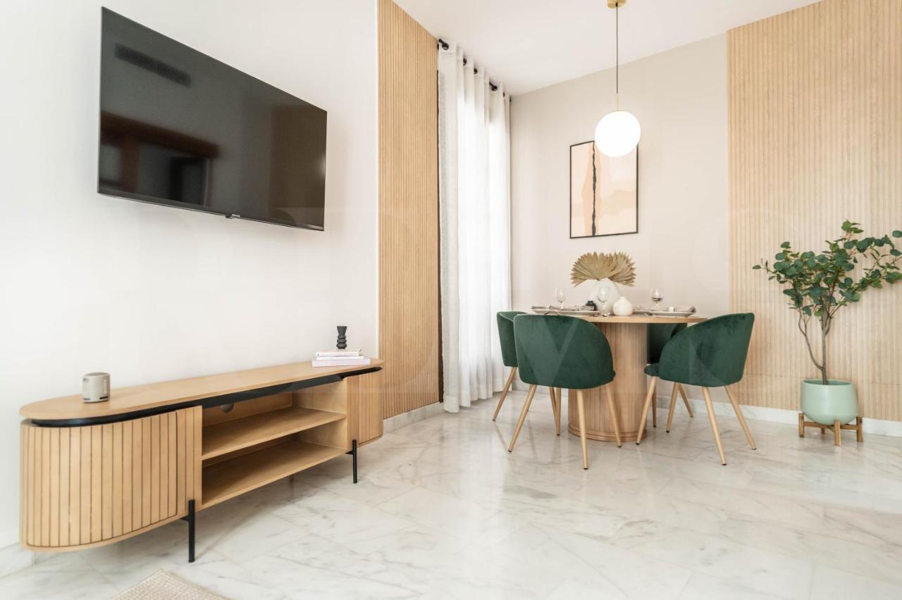 Elegant In The Heart Of By Rems Apartamento *
